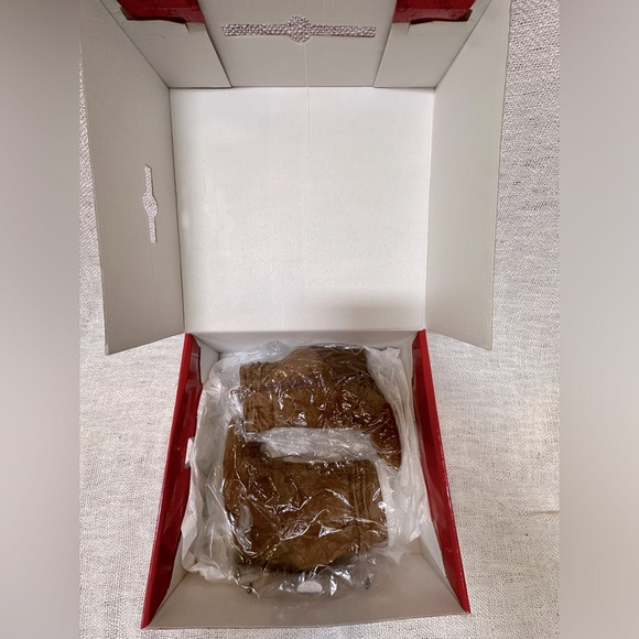 Brand new Guess wedge ankle boots. - Picture 9 of 10